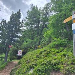 Viele gesperrten Wege, hier Höhenweg Saas Fee