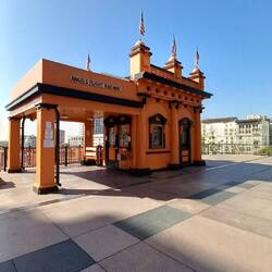 "Angels flight" .Die kürzeste Bahnstrecke der Welt mit 91 Metern.