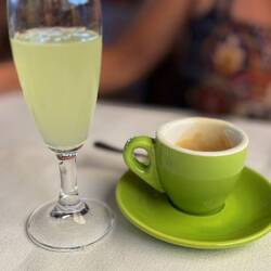 Limoncello und Espresso für Lara