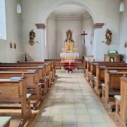 Inneres der kath. Kirche St. Simon und Judas