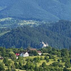 Man kann das Schloss in der Ferne sehen!