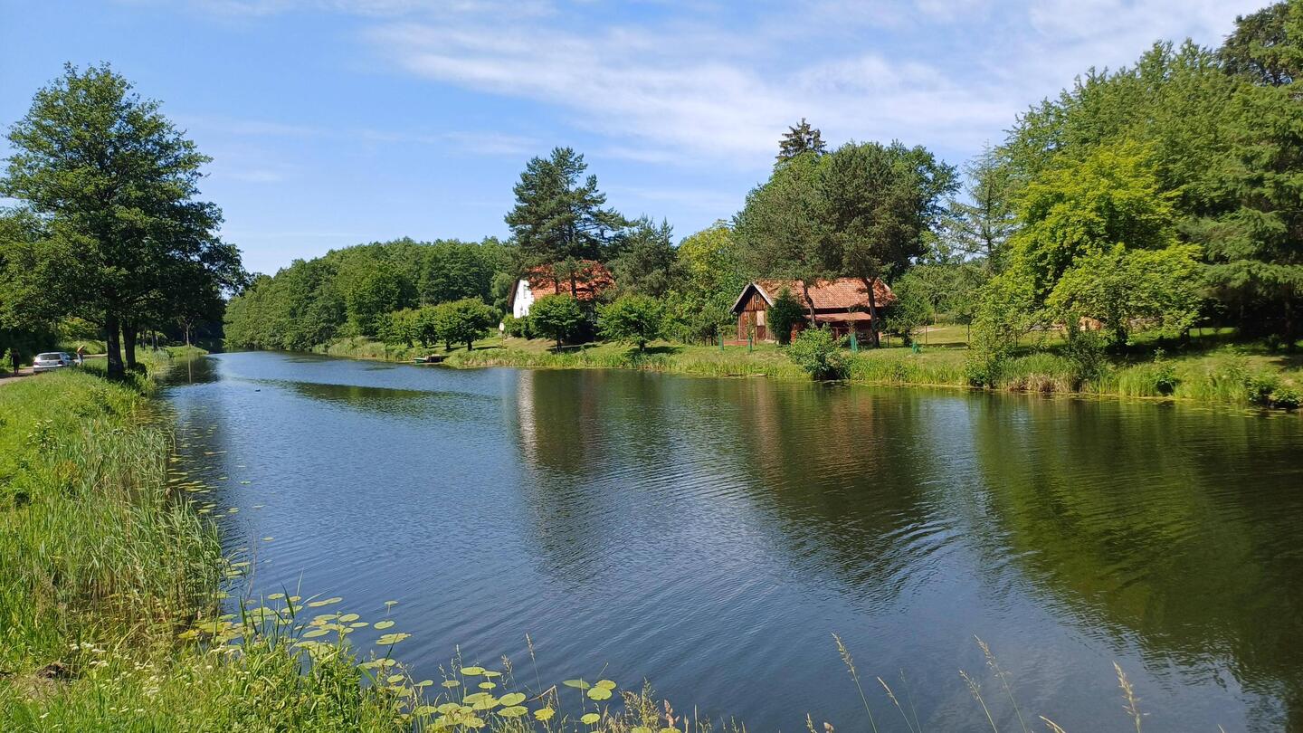 Mittagshalt