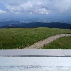 Auch der Feldberg versteckt sich hinter den Wolken