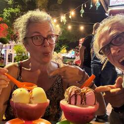 Encore un dessert glacé local, délicieux ! Le lendemain je suis allé courir 12km pour compenser !😁