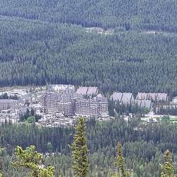 ... und Luxus-Schlosshotel Fairmont Banff Springs ... das wir auch geschickt umwandern 😝