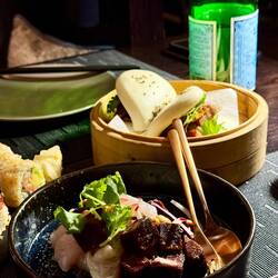 Pork Belly Bao Buns und Ceviche