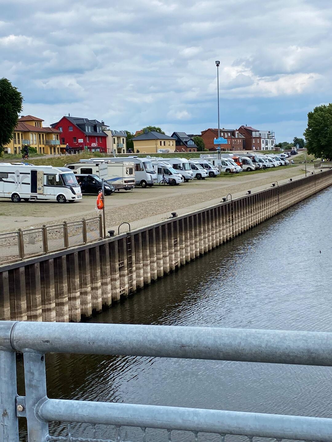 Unser Nachtplatz, direkt an der Elbe