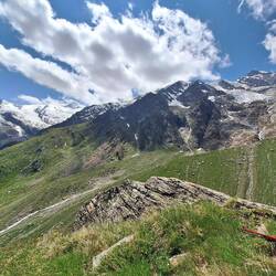 Bergbächli links - ich liebte die kleinen und grossen.