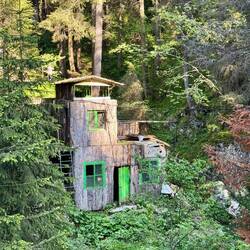 Ein altes Wasserkraftwerk der Mönche.