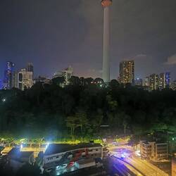 Gleiches Hotel wie zu Beginn, dieses Mal mit Aussicht auf die andere Seite.