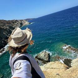 Die Aussicht oben auf dem Cliff neben den Acro Suites 🫶❤️
