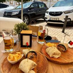 Tunfisch- und Scampisandwich