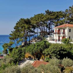 Hotel *Lemonakia Beach* - a fine 2** beach front accomodation!
