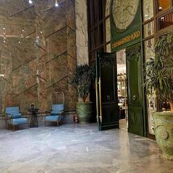 Das wunderschöne Grand Peridot Luxury Hotel