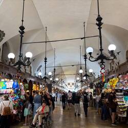 Interno palazzo dei tessuti