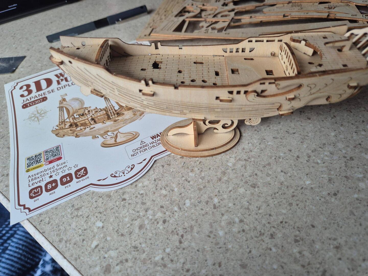 Un peu trop jeune pour ça... je vais probablement m'étouffer avec une pièce.