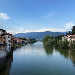 Check out those mountains in the distance! The next few weeks we will be exploring those 😊