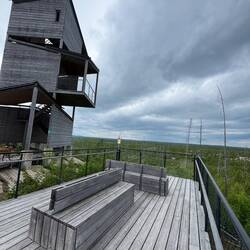 Aussichtsturm im Reservat