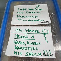 Essen von Queen Mam wartet im Kühlschrank