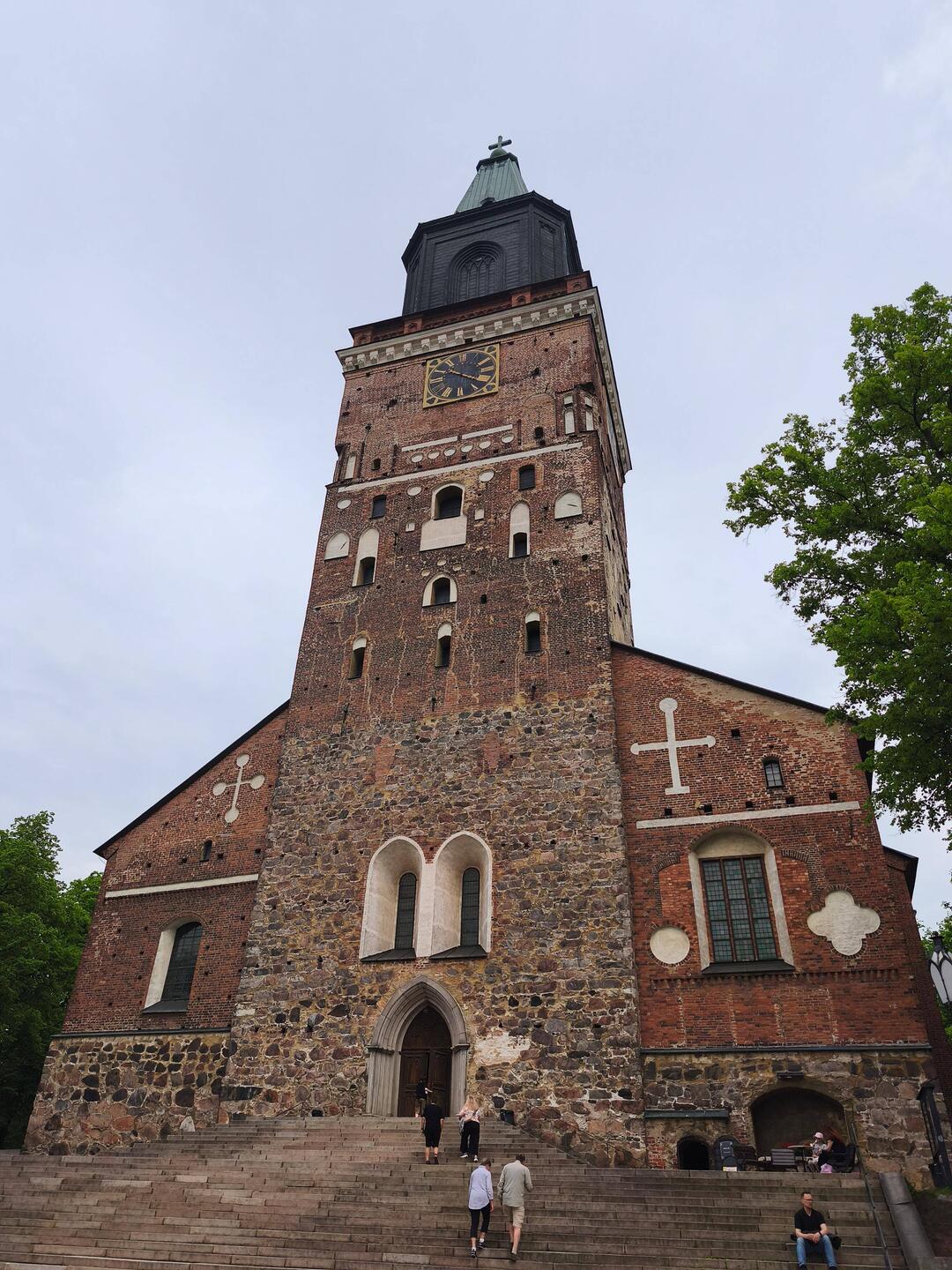 Dom