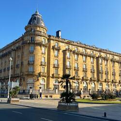 Grand Hotel