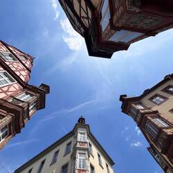 Die vier Erkertürme von 1608 in der Koblenzer Altstadt, mehrfach zerstört und wieder aufgebau