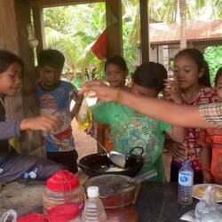 Yinglak, the real chef in the kitchen! 💪🏽