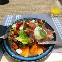 Just what every hiker needs at lunchtime