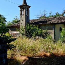 Elk gehuchtje haar gebedsplek