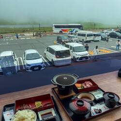 Pferdesashimi und Wagyu