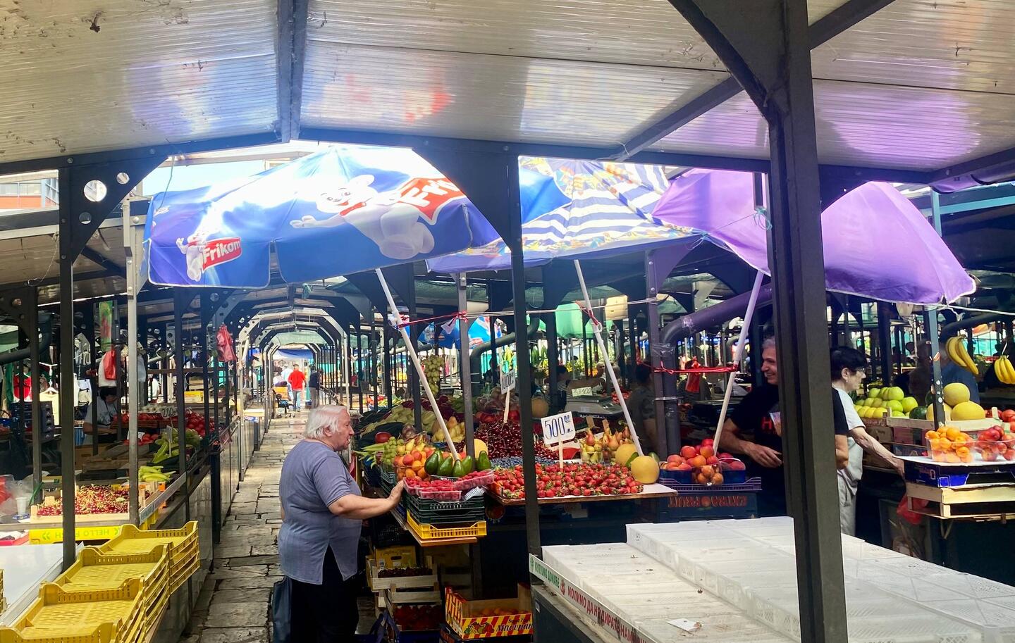 Der Kalenič Markt. Schnäppchen eher Fehlanzeige