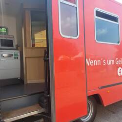 Mobiler Bankbus