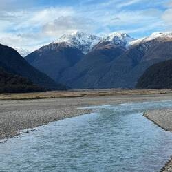 Haast River, vast glacial valley