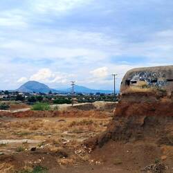 Bunkeranlagen direkt am Kanal