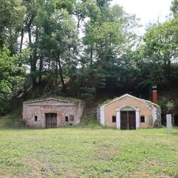 Felsenkeller bei Bozice