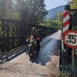 Auch auf der Straße gibt's tolle Brücken....
