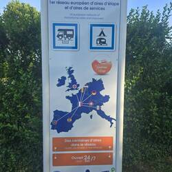 13,94€/24h inkl. Sanihaus mit heißen Duschen, da soll nochmal wer sagen Frankreich wäre teuer 🤔😉