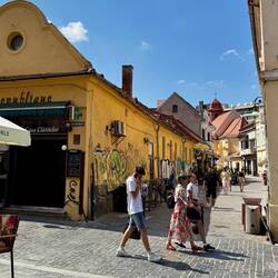Die Stadt ist sehr schön und gemütlich.