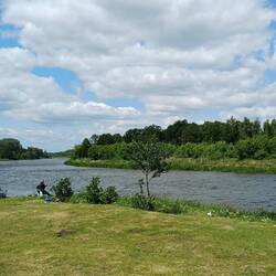 unser Platz am Fluss