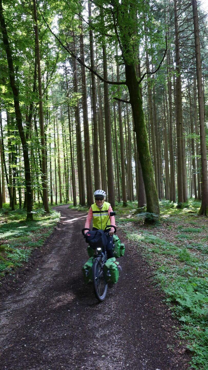 Pas que du goudron, des pistes aussi.