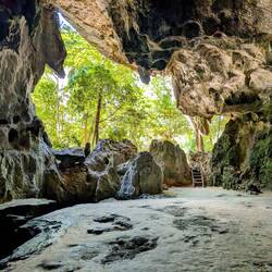 Exploring the caves 🪨