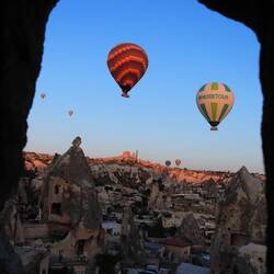 Blick vom Bett aus dem Fenster