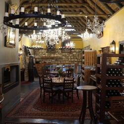 Zwischenstopp am Abend auf einem der vielen erstklassigen Weingüter Südafrikas