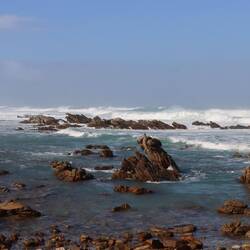 Das Meer ist sehr unruhig...