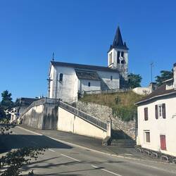 Behind this church starts a massive hill!