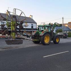The driver left this running, grabbed a pint, jumped back in with the beer and off he went