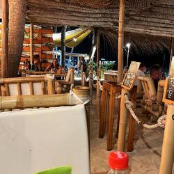 Palm Beach (Tropical Restaurant) mit Front Beach (Lounge Area)