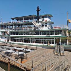 Die SS Discovery III