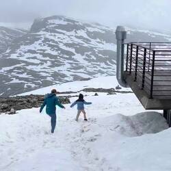 Hier lag jetzt noch mehr Schnee als bei uns im ganzen Winter