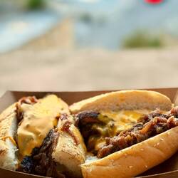 Wirklich gutes Cheese Steak Sandwich